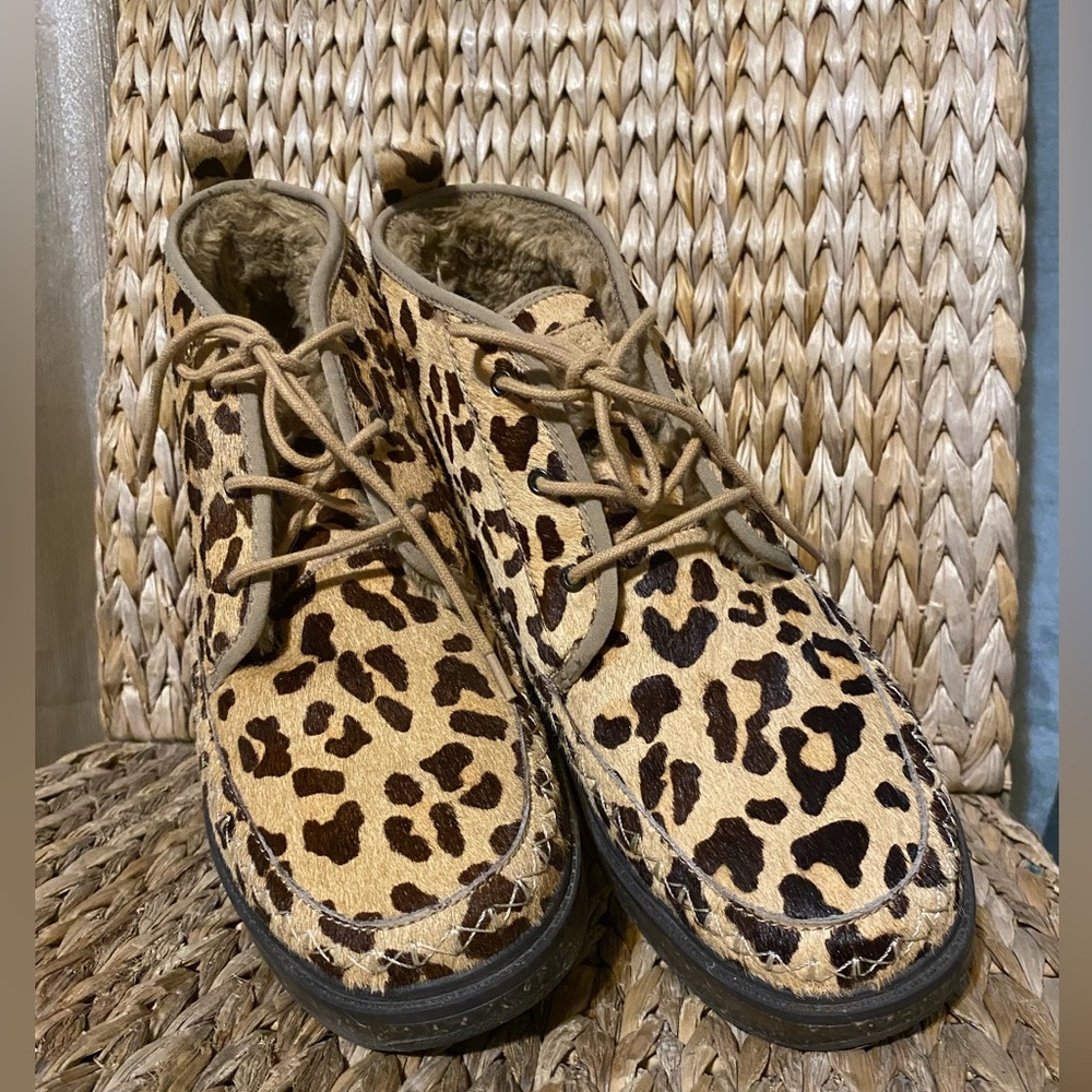 Earth Elements Leopard Print Fur Lined Boots